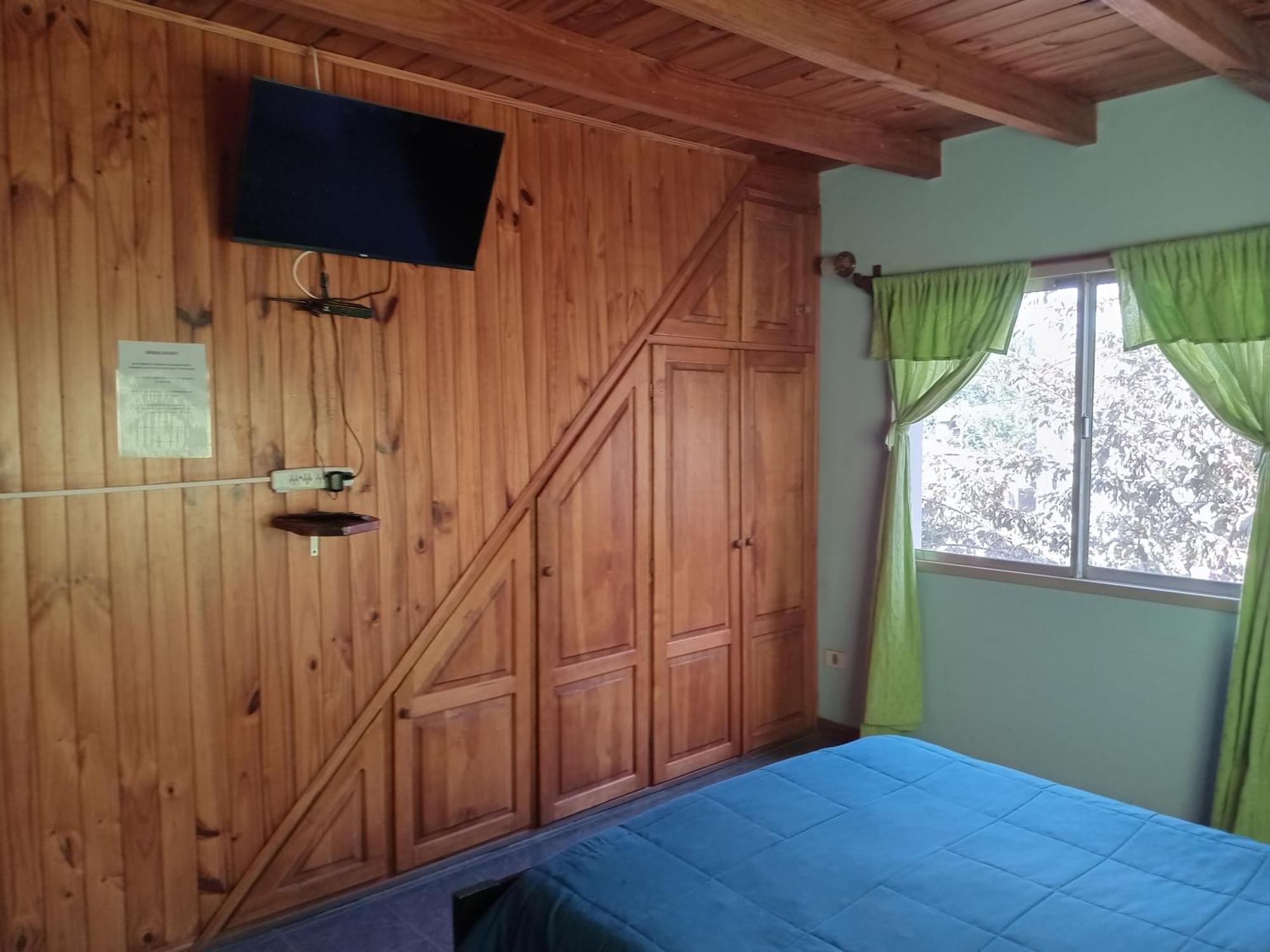 Hostel El Reencuentro Junín de los Andes エクステリア 写真