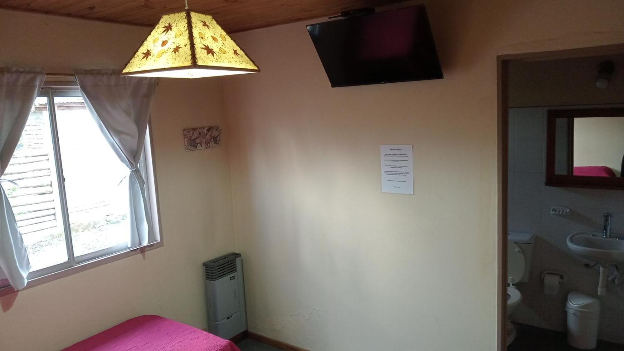 Hostel El Reencuentro Junín de los Andes エクステリア 写真