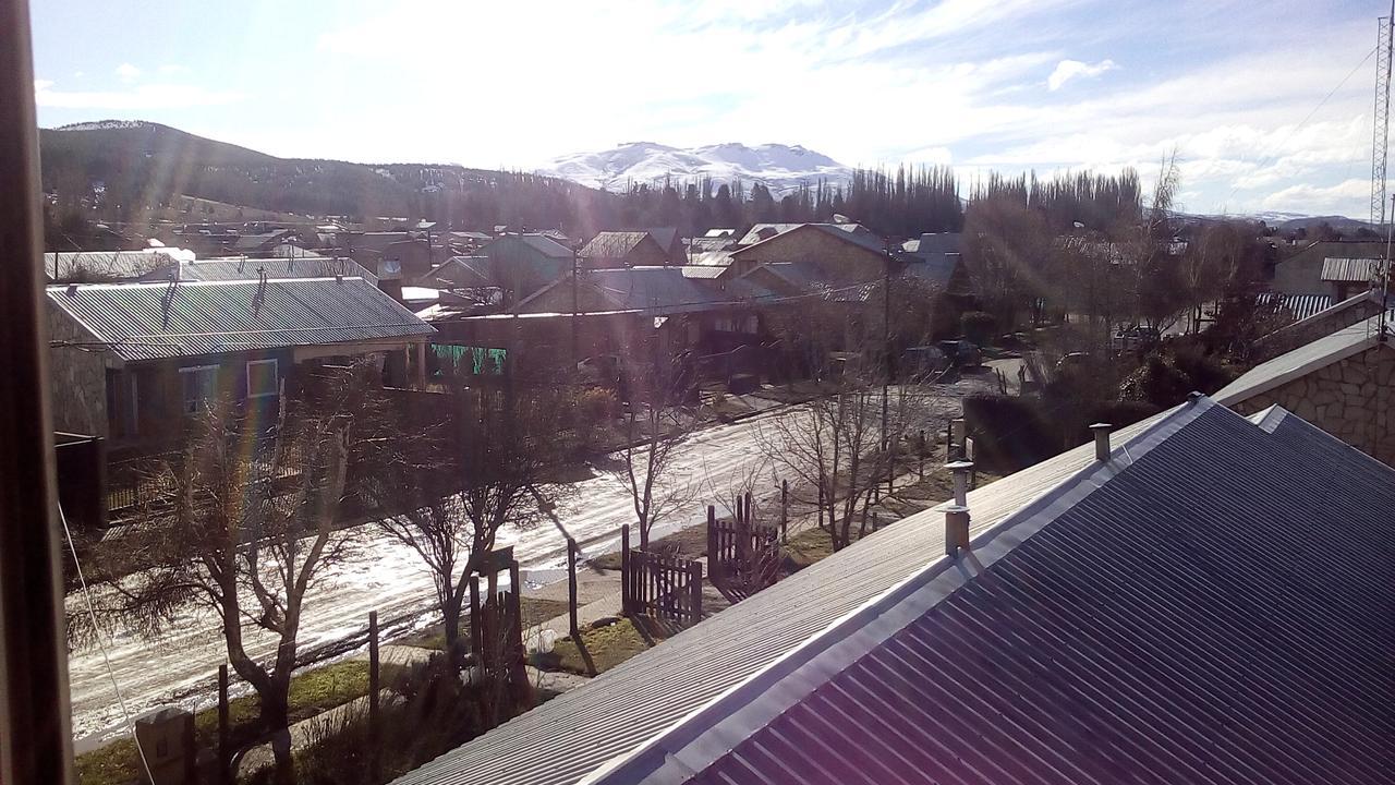 Hostel El Reencuentro Junín de los Andes エクステリア 写真