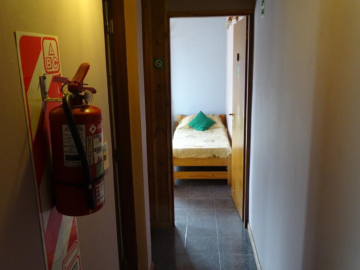 Hostel El Reencuentro Junín de los Andes エクステリア 写真