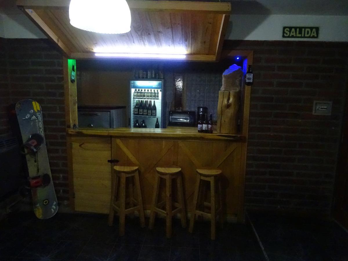 Hostel El Reencuentro Junín de los Andes エクステリア 写真