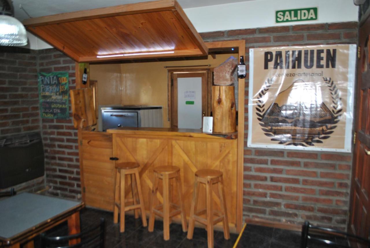 Hostel El Reencuentro Junín de los Andes エクステリア 写真
