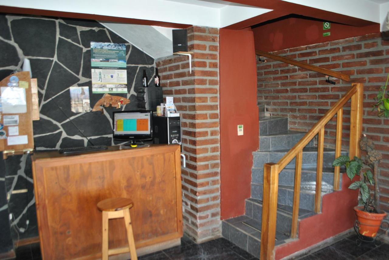 Hostel El Reencuentro Junín de los Andes エクステリア 写真