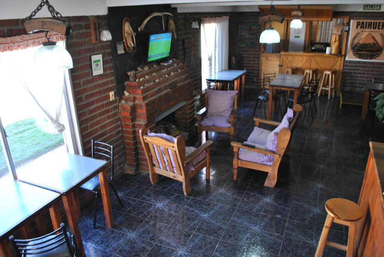 Hostel El Reencuentro Junín de los Andes エクステリア 写真